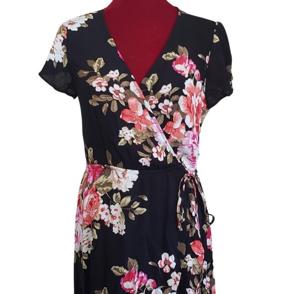 NEW Altar'd State - High/Low Maxi Dress Black with Red & Pink Flowers! - Picture 4 of 11